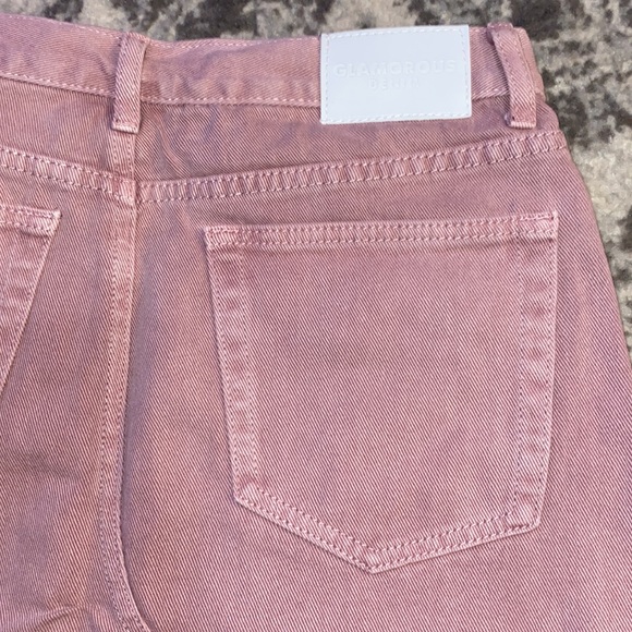 Women’s Pink Denim Skirt. USA size 8 - Picture 4 of 5